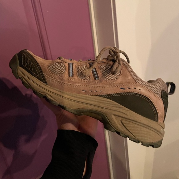 New Balance Runners - Picture 6 of 8